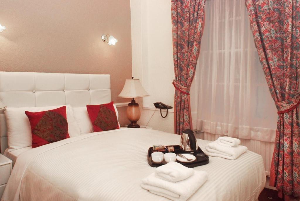 Classic Hyde Park Hotel London Szoba fotó